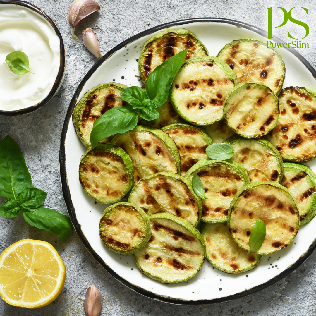Gegrillte Zucchini in Knoblauch-Kräuteröl