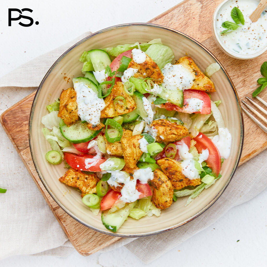 Hähnchen-Shawarma-Salat mit Minzsoße