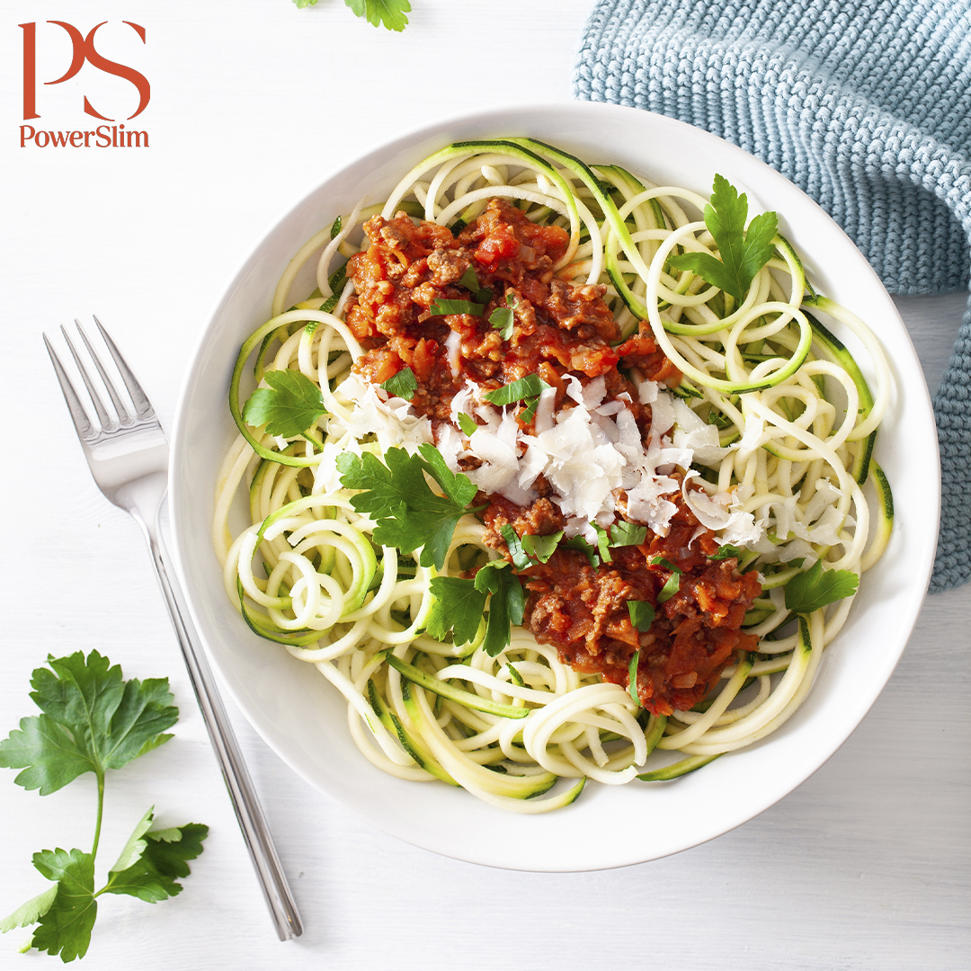 Zucchini-Nudeln mit selbst gemachter Bolognese-Soße
