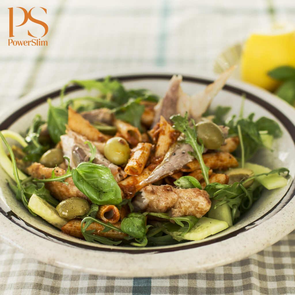 Nudelsalat mit Makrele