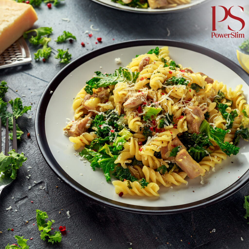 Fusilli mit Hähnchen, Grünkohl und Zitrone