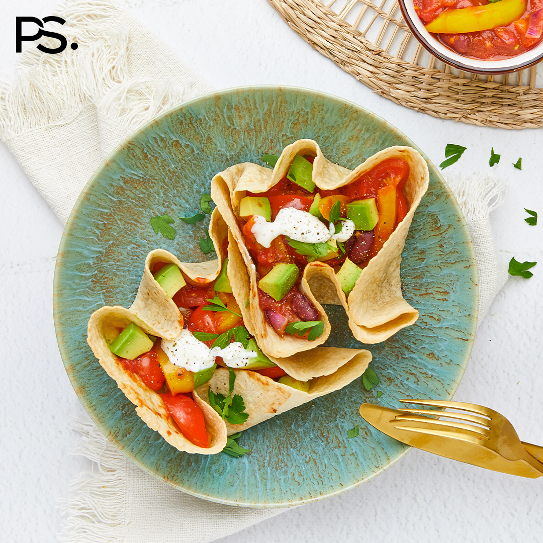 Mexikanische Wrap-Schüsseln mit Avocado